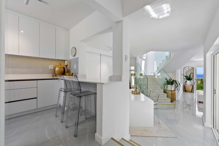 3 Bedroom Property for Sale in Camps Bay Western Cape